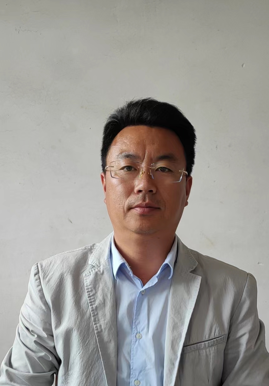 龍志偉