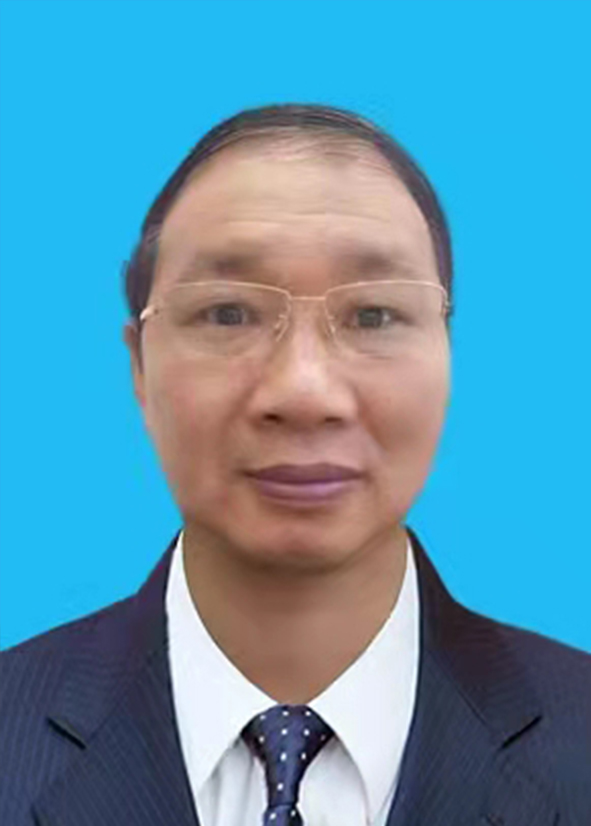 項目經(jīng)理胡榮