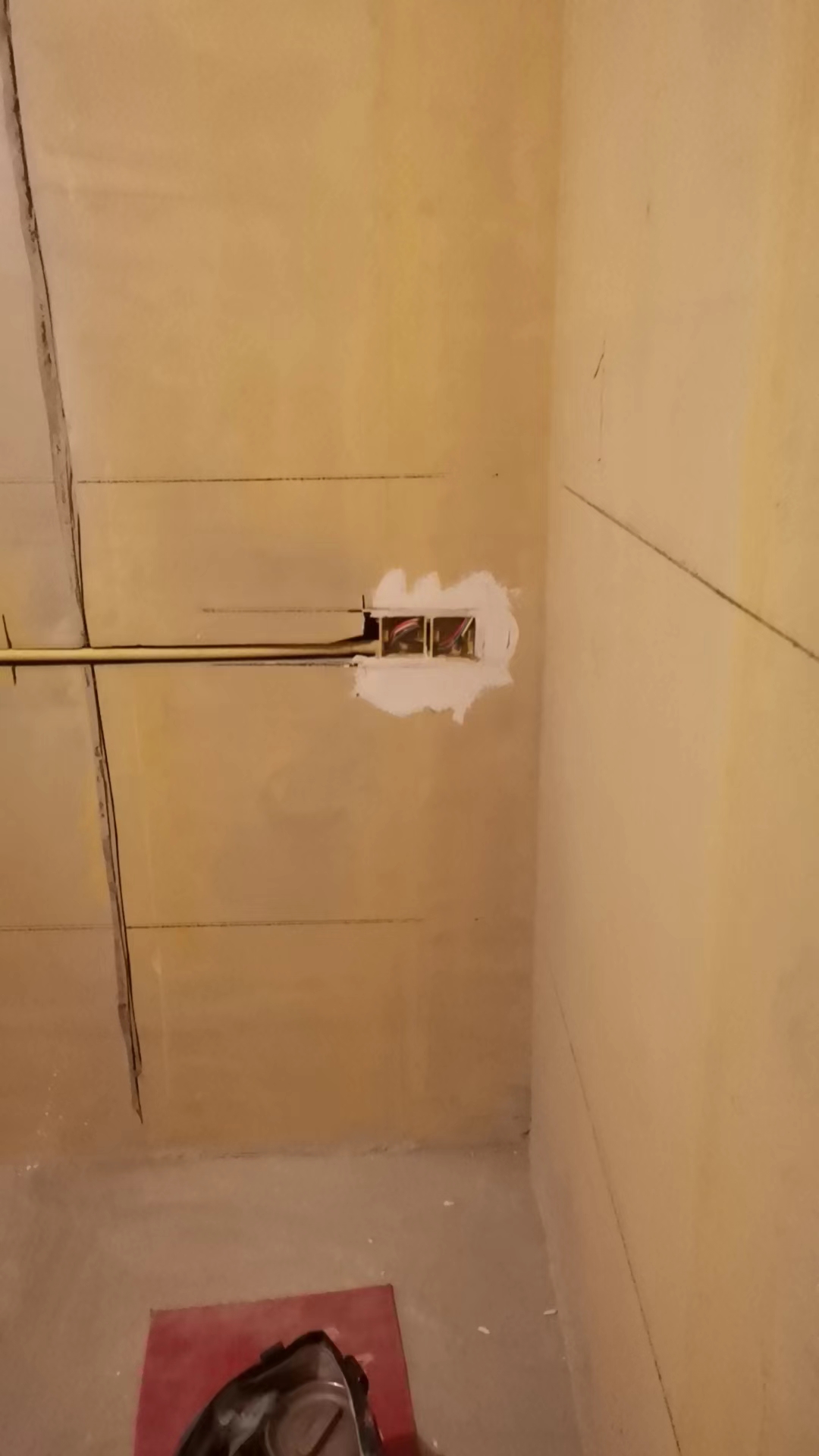 楓葉蔚瀾半島在施工地