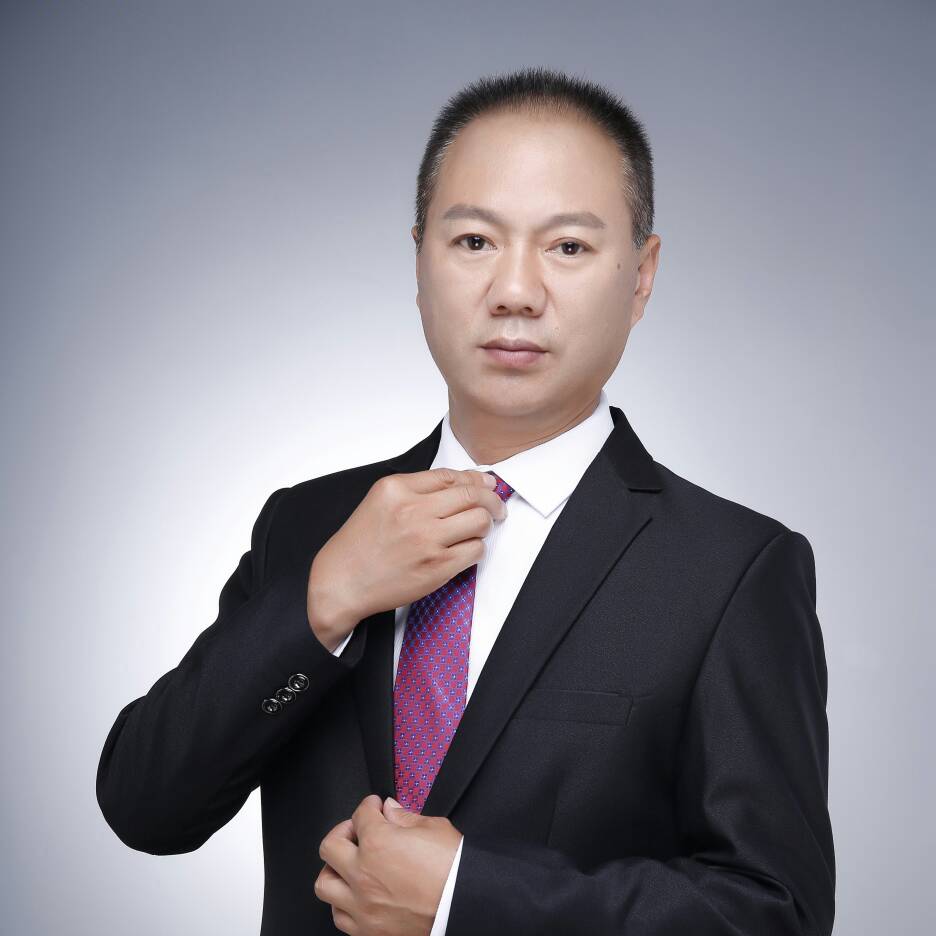 項目經(jīng)理趙日成