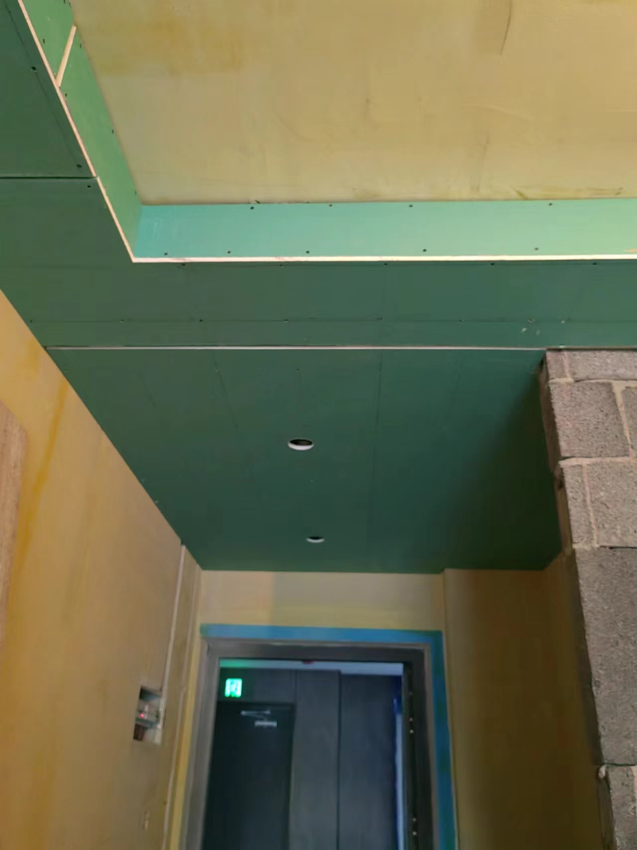 楓葉蔚瀾半島在施工地