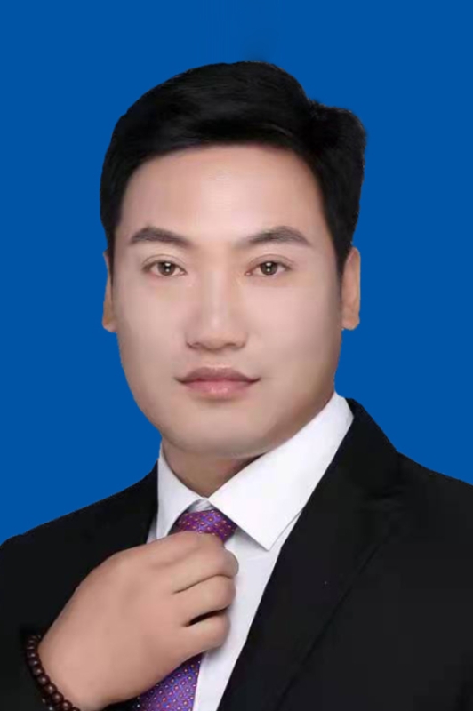 項目經(jīng)理李仁富