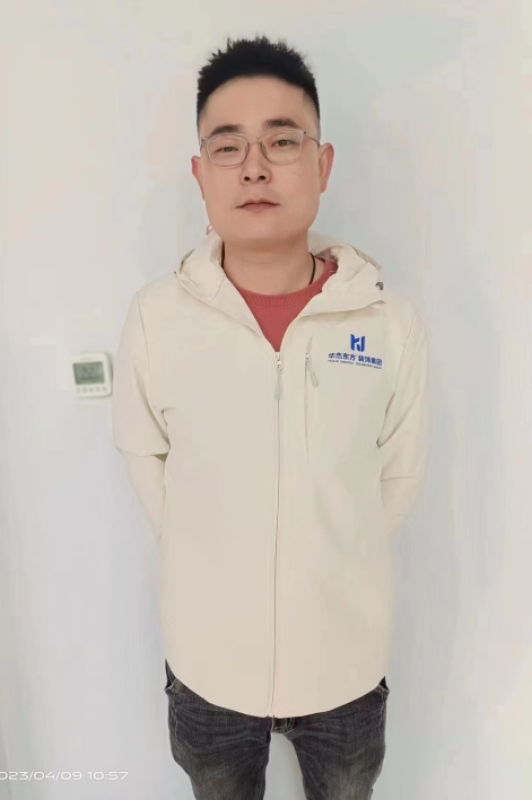 工長楊德宗