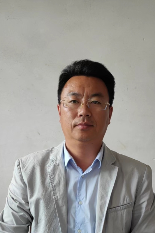 龍志偉